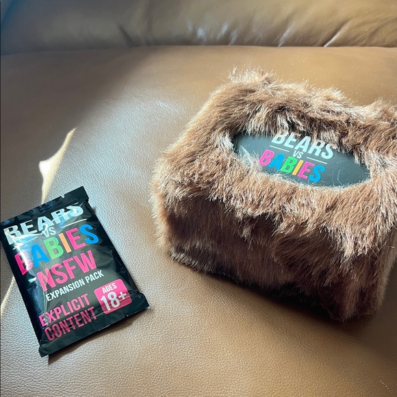 Bears vs Babies game plus NSFW Expansion Pack - Picture 1 of 1